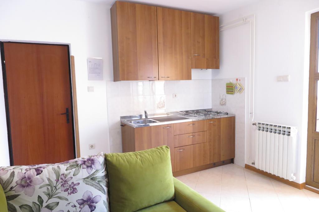 Apartments Elda 로비니 외부 사진
