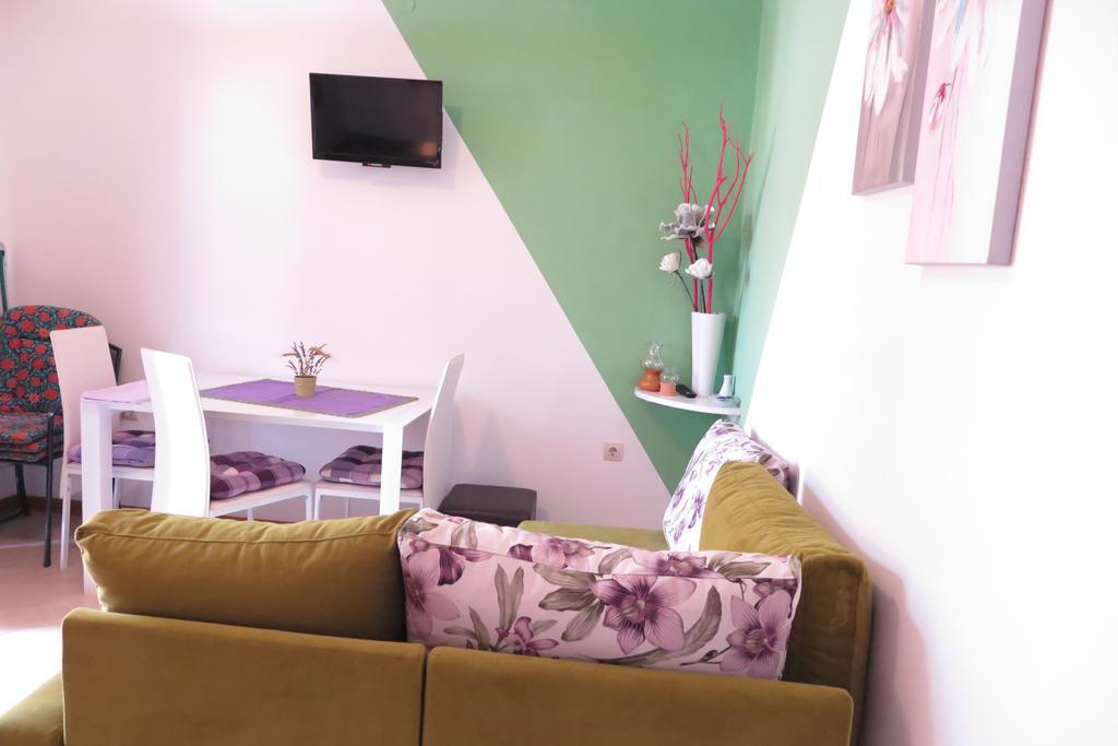 Apartments Elda 로비니 외부 사진