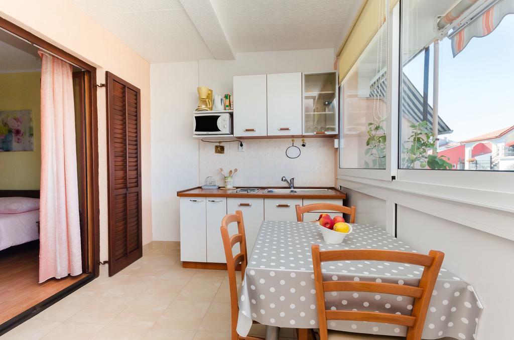 Apartments Elda 로비니 외부 사진