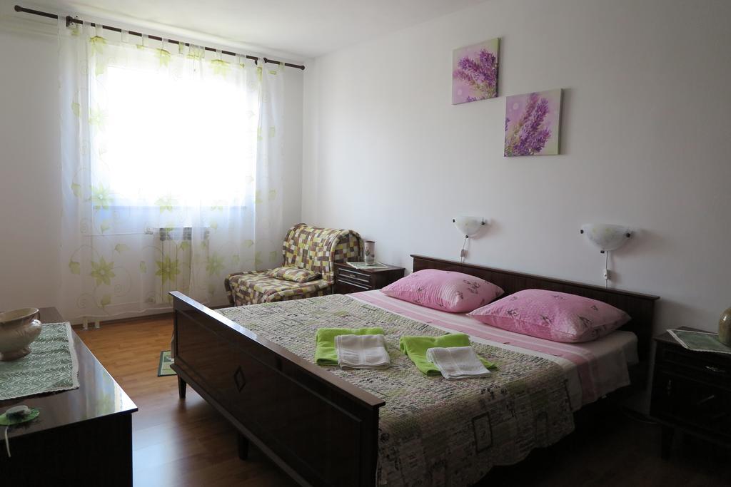 Apartments Elda 로비니 외부 사진
